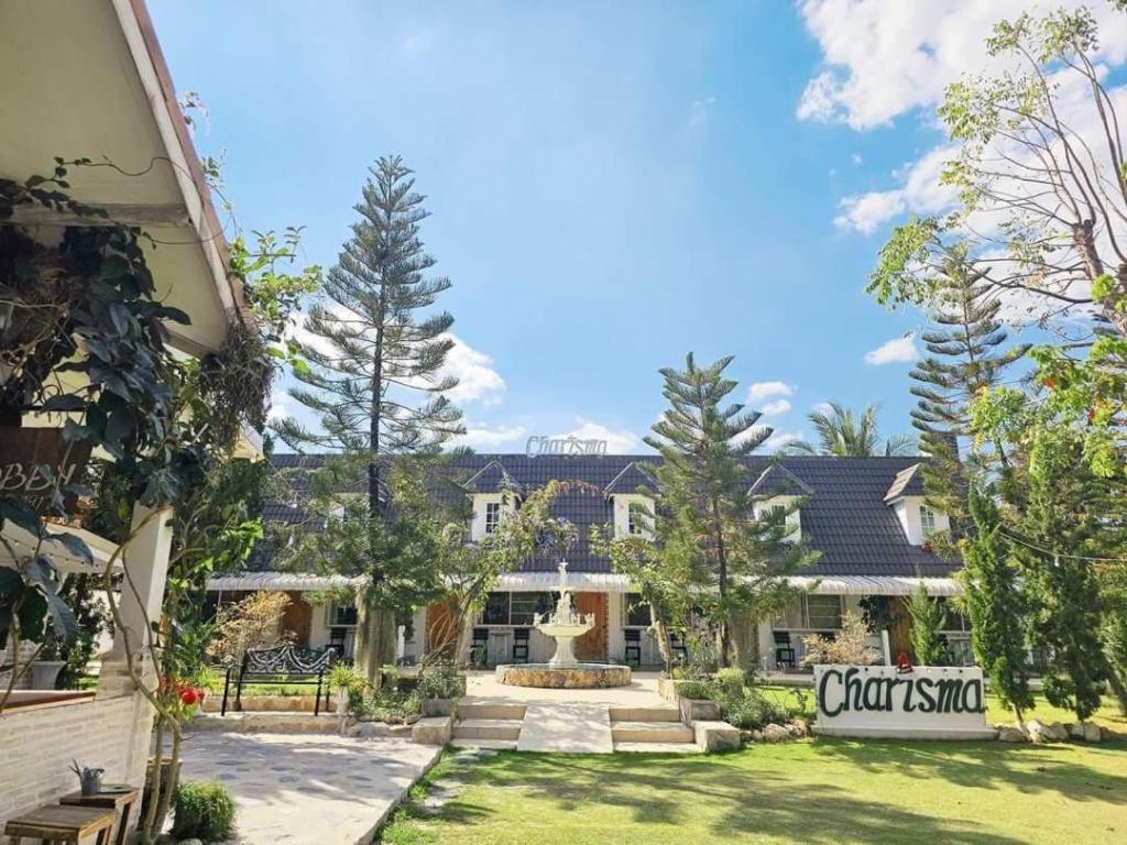Charisma Resort Suan Phueng Eksteriør billede