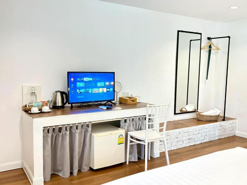 Charisma Resort Suan Phueng Eksteriør billede