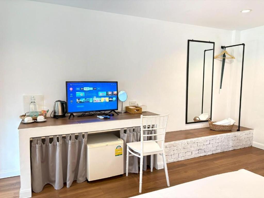 Charisma Resort Suan Phueng Eksteriør billede