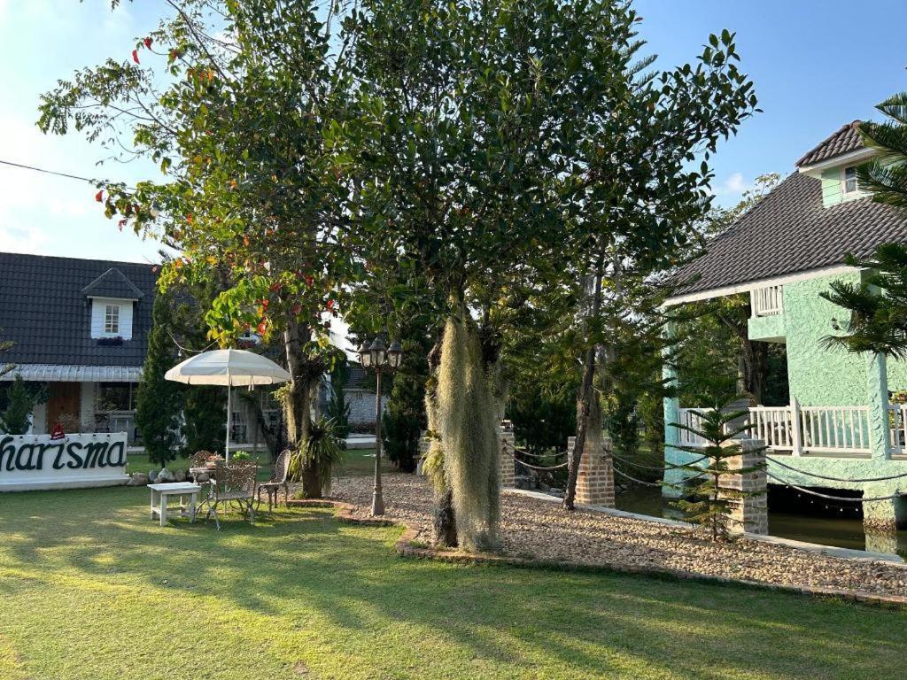 Charisma Resort Suan Phueng Eksteriør billede